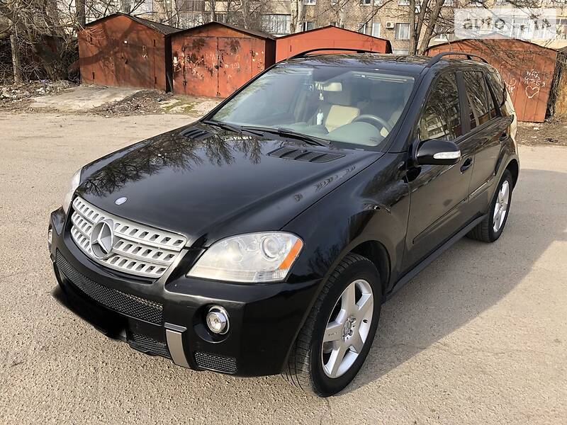 Позашляховик / Кросовер Mercedes-Benz M-Class 2007 в 
