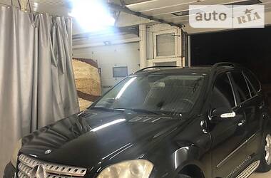 Позашляховик / Кросовер Mercedes-Benz M-Class 2007 в 