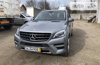 Позашляховик / Кросовер Mercedes-Benz M-Class 2012 в 