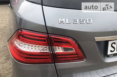 Позашляховик / Кросовер Mercedes-Benz M-Class 2012 в 