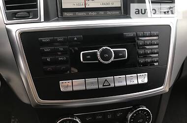 Позашляховик / Кросовер Mercedes-Benz M-Class 2012 в 