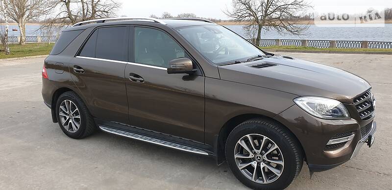 Позашляховик / Кросовер Mercedes-Benz M-Class 2013 в Херсоні фото 8 Позашляховик / Кросовер Mercedes-Benz M-Class 2013 в Херсоні