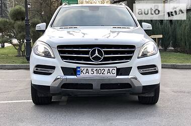 Позашляховик / Кросовер Mercedes-Benz M-Class 2012 в 