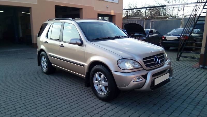 Позашляховик / Кросовер Mercedes-Benz M-Class 2003 в Ужгороді