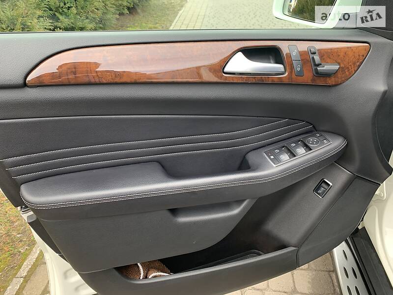 Позашляховик / Кросовер Mercedes-Benz M-Class 2012 в Львові