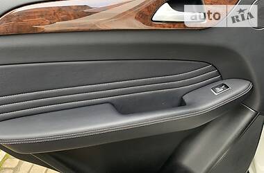 Позашляховик / Кросовер Mercedes-Benz M-Class 2012 в 