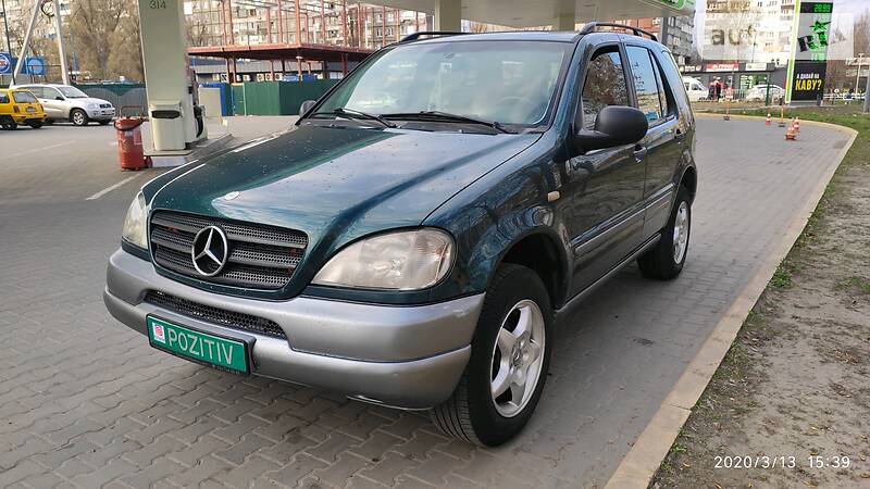 Внедорожник / Кроссовер Mercedes-Benz M-Class 1999 в Днепре