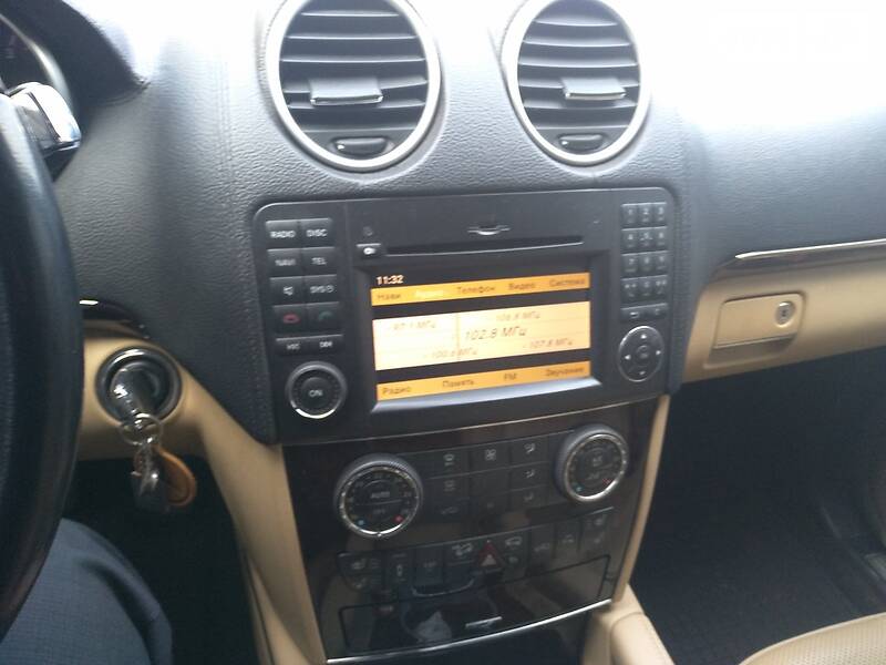 Позашляховик / Кросовер Mercedes-Benz M-Class 2009 в Коростені