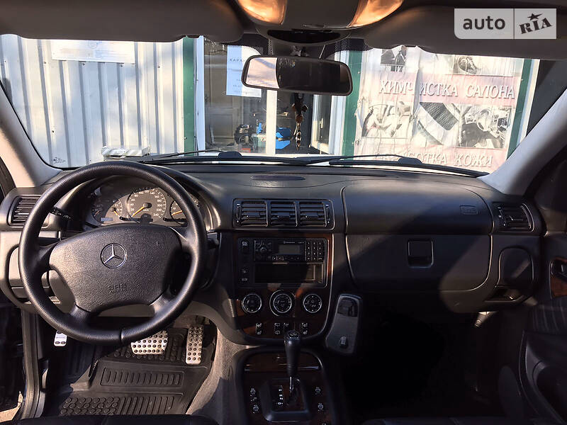 Позашляховик / Кросовер Mercedes-Benz M-Class 2003 в Маріуполі