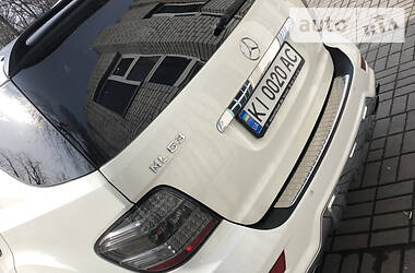 Позашляховик / Кросовер Mercedes-Benz M-Class 2008 в 