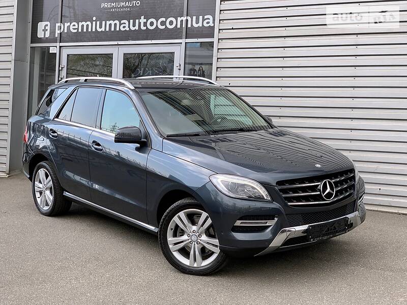 Внедорожник / Кроссовер Mercedes-Benz M-Class 2014 в Киеве