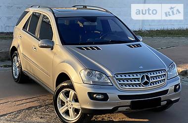 Позашляховик / Кросовер Mercedes-Benz M-Class 2008 в 