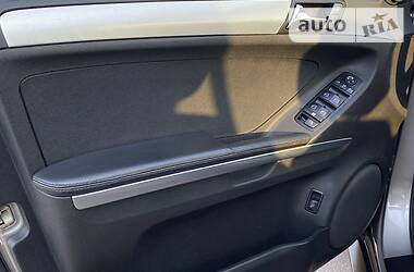 Позашляховик / Кросовер Mercedes-Benz M-Class 2008 в 