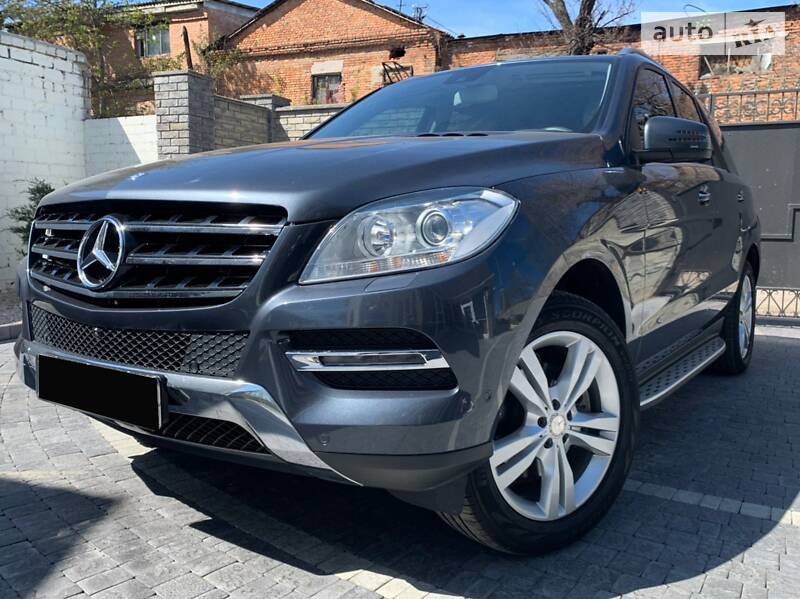 Позашляховик / Кросовер Mercedes-Benz M-Class 2015 в Кременчуці фото 6 Позашляховик / Кросовер Mercedes-Benz M-Class 2015 в Кременчуці