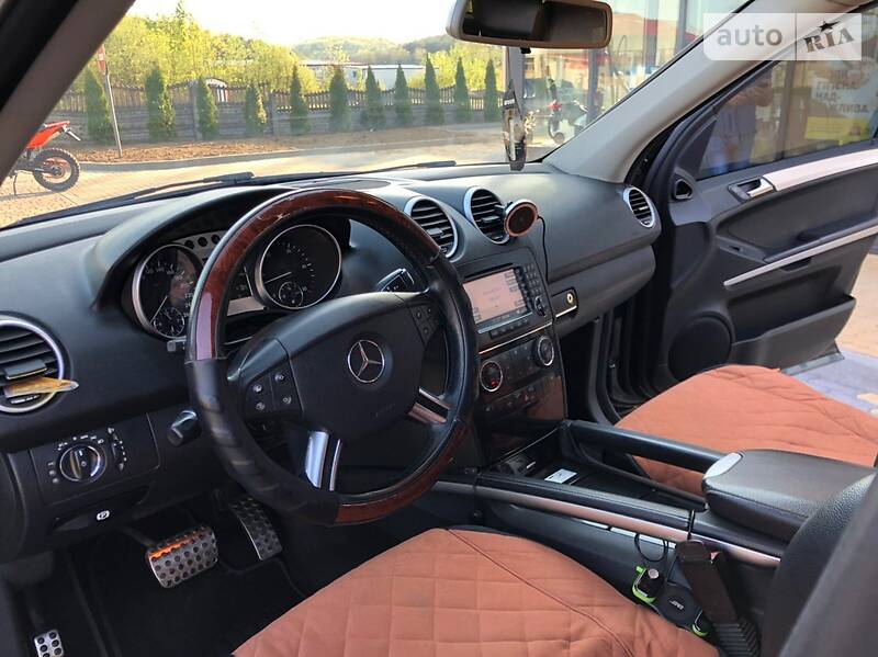 Внедорожник / Кроссовер Mercedes-Benz M-Class 2006 в Иршаве