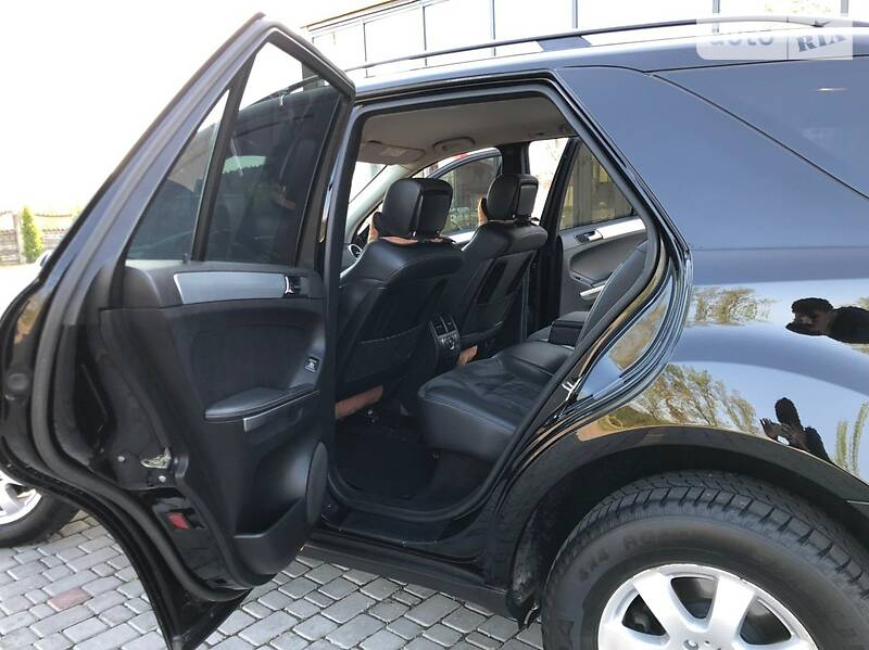 Внедорожник / Кроссовер Mercedes-Benz M-Class 2006 в Иршаве