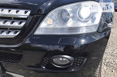 Позашляховик / Кросовер Mercedes-Benz M-Class 2007 в 
