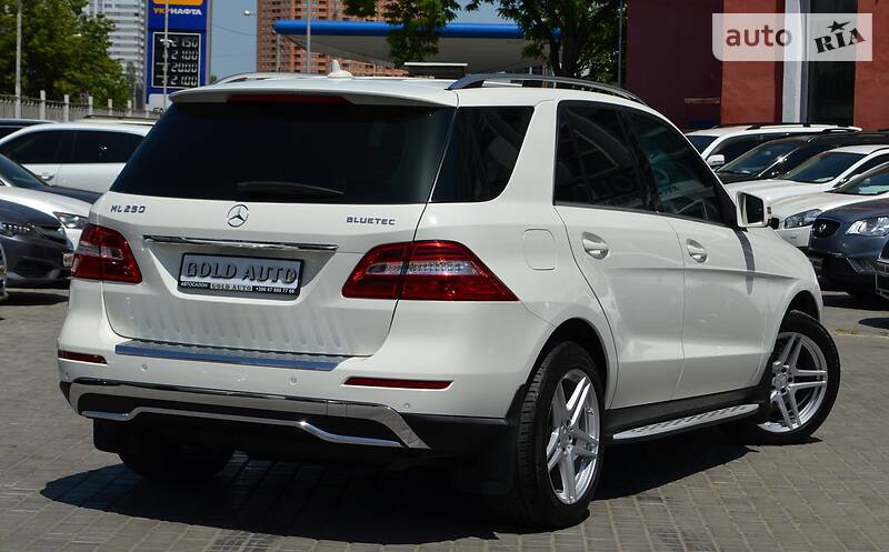 Позашляховик / Кросовер Mercedes-Benz M-Class 2013 в Одесі фото 24 Позашляховик / Кросовер Mercedes-Benz M-Class 2013 в Одесі