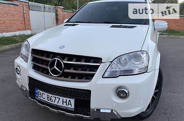 Внедорожник / Кроссовер Mercedes-Benz M-Class 2010 в 