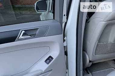 Внедорожник / Кроссовер Mercedes-Benz M-Class 2010 в 