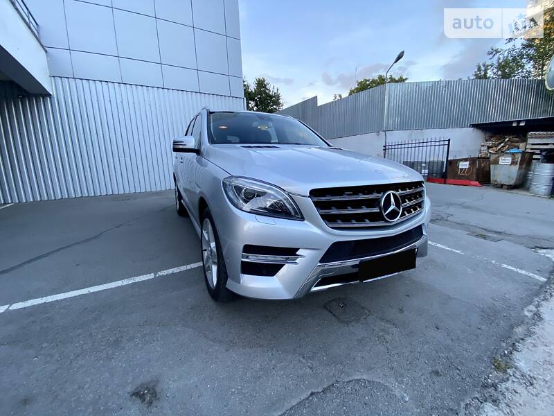 Позашляховик / Кросовер Mercedes-Benz M-Class 2013 в Чернігові фото 4 Позашляховик / Кросовер Mercedes-Benz M-Class 2013 в Чернігові