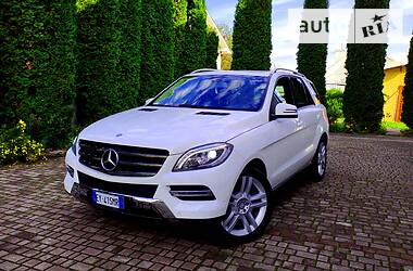 Позашляховик / Кросовер Mercedes-Benz M-Class 2015 в Дубні