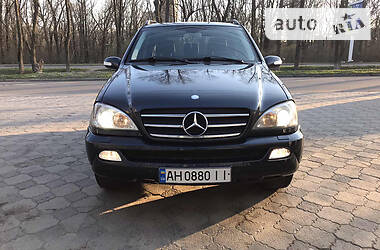 Позашляховик / Кросовер Mercedes-Benz M-Class 2003 в  фото 3 Позашляховик / Кросовер Mercedes-Benz M-Class 2003 в