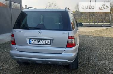 Внедорожник / Кроссовер Mercedes-Benz M-Class 2002 в Ивано-Франковске