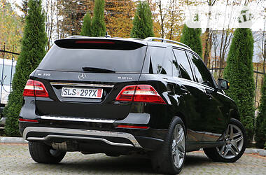 Внедорожник / Кроссовер Mercedes-Benz M-Class 2011 в Дрогобыче