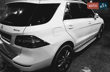 Внедорожник / Кроссовер Mercedes-Benz M-Class 2014 в Херсоне