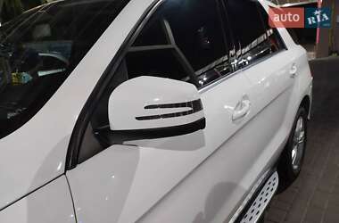 Внедорожник / Кроссовер Mercedes-Benz M-Class 2014 в Херсоне