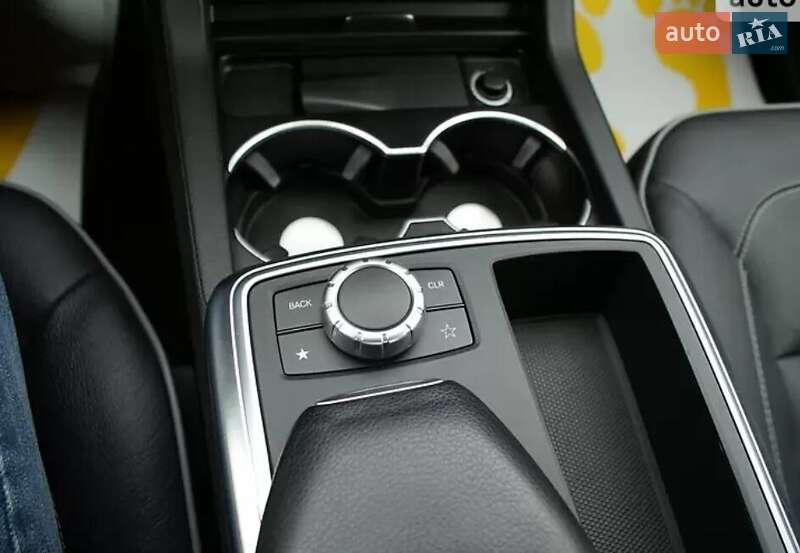 Внедорожник / Кроссовер Mercedes-Benz M-Class 2014 в Херсоне