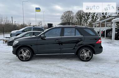 Внедорожник / Кроссовер Mercedes-Benz M-Class 2015 в Бродах