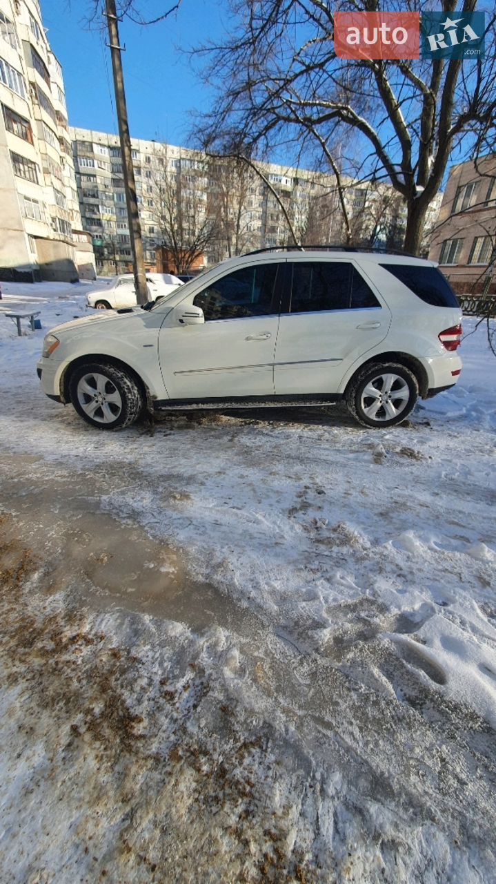 2011 Mercedes-Benz M-klasse - мініатюра 38