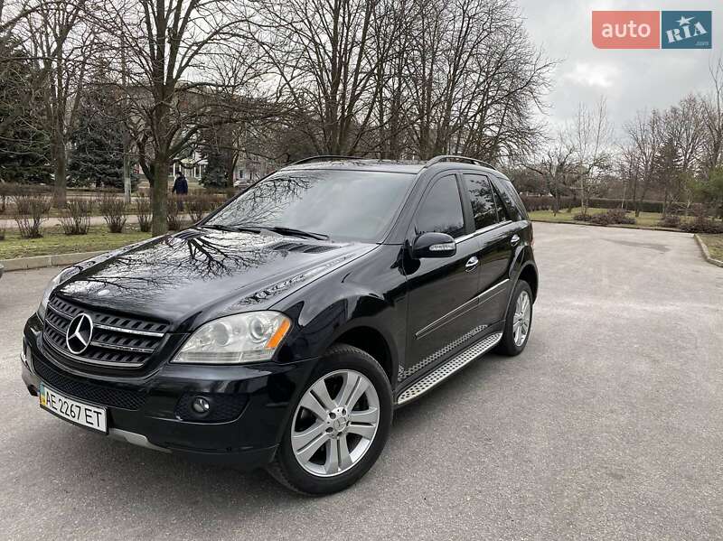 Внедорожник / Кроссовер Mercedes-Benz M-Class 2008 в Никополе