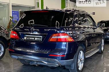 Внедорожник / Кроссовер Mercedes-Benz M-Class 2014 в Одессе