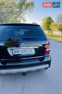 Внедорожник / Кроссовер Mercedes-Benz M-Class 2007 в 