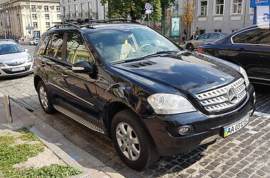 Внедорожник / Кроссовер Mercedes-Benz M-Class 2006 в Киеве