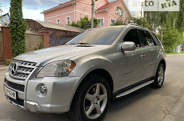 Внедорожник / Кроссовер Mercedes-Benz M-Class 2009 в Киеве