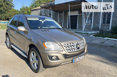 Позашляховик / Кросовер Mercedes-Benz M-Class 2009 в Новому Бузі