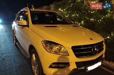 Внедорожник / Кроссовер Mercedes-Benz M-Class 2014 в Херсоне