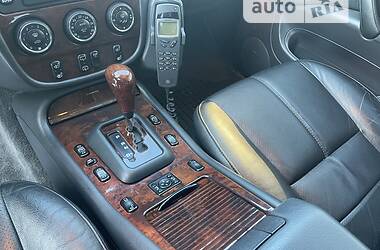 Внедорожник / Кроссовер Mercedes-Benz M-Class 2002 в 