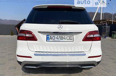 Позашляховик / Кросовер Mercedes-Benz M-Class 2013 в Києві