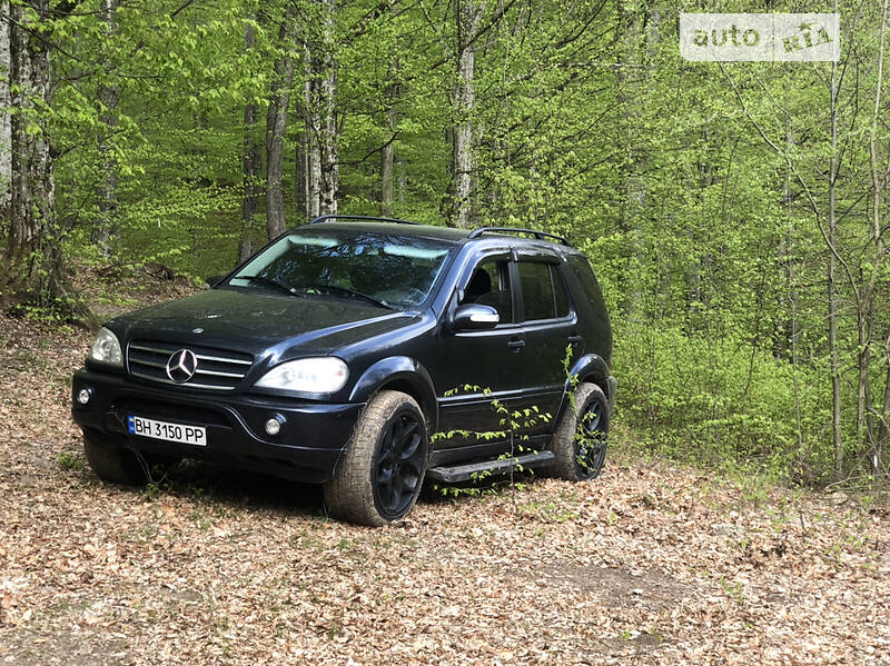 Внедорожник / Кроссовер Mercedes-Benz M-Class 2002 в Киеве
