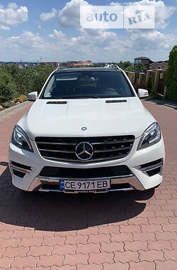 Внедорожник / Кроссовер Mercedes-Benz M-Class 2012 в Черновцах