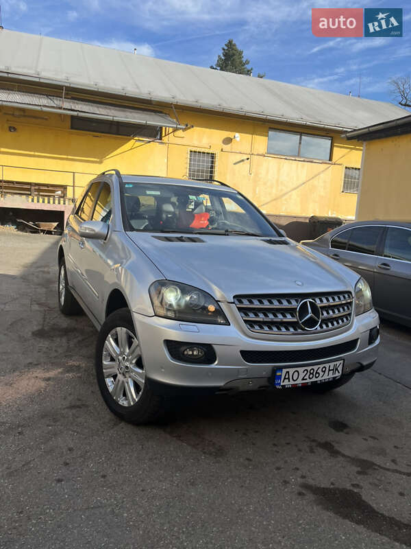 Внедорожник / Кроссовер Mercedes-Benz M-Class 2008 в Тячеве