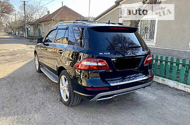 Внедорожник / Кроссовер Mercedes-Benz M-Class 2013 в Белгороде-Днестровском