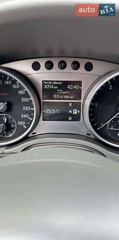 Внедорожник / Кроссовер Mercedes-Benz M-Class 2010 в Одессе