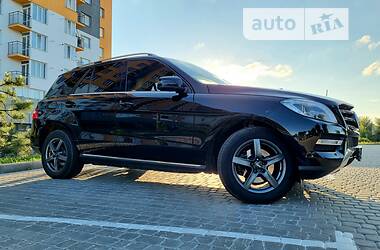 Внедорожник / Кроссовер Mercedes-Benz M-Class 2012 в Виннице