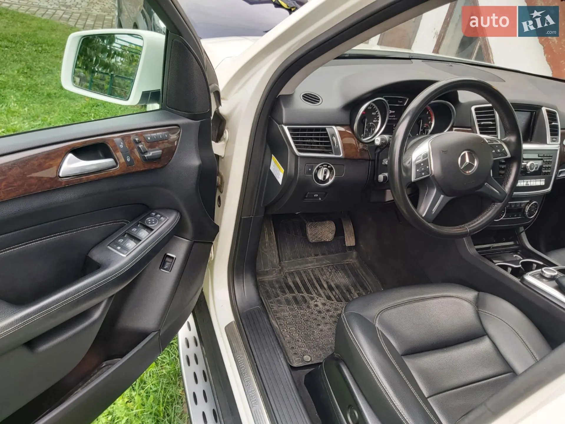 2012 Mercedes-Benz M-klasse - мініатюра 2